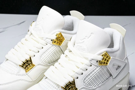 Jordan 4 Air “Metallic Gold” 1211